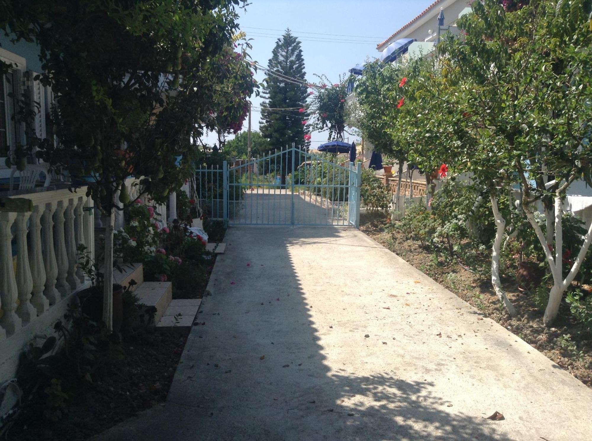 Dina Studios Kalamaki  Bagian luar foto