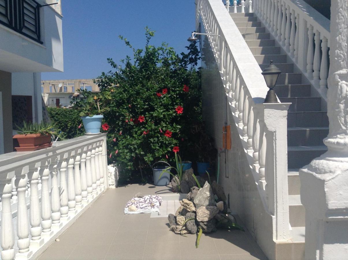 Dina Studios Kalamaki  Bagian luar foto
